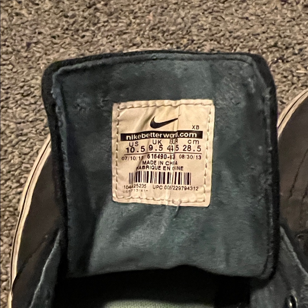 Nike Stefan Janoski Black and Teal Men's Sneakers - Picture 6 of 7